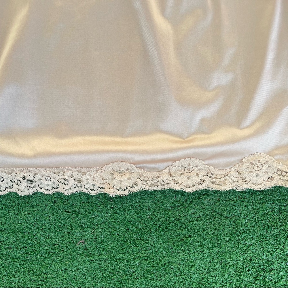 Vintage Vassarette Pink Satin Half Slip with Lace Trim - Picture 5 of 8